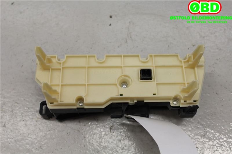 Varmeapparat betjening til Toyota Prius 2009-2016 (Type III) (COMBI) (COMBI) (TOYOTA|5590047071|)