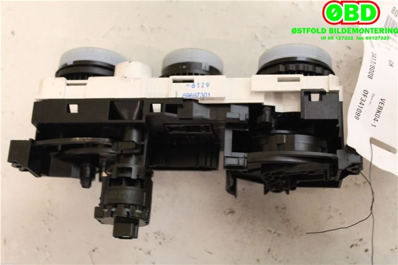 Varmeapparat betjening til Mitsubishi Colt, 2004-2008 (Type VII, Fase 1) (MITSUBISHI|MN164569)