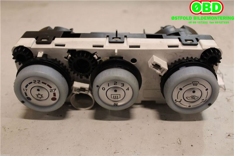 Varmeapparat betjening til Mitsubishi Colt 2004-2008 (Type VII, Fase 1)  (MITSUBISHI|MN164569|)