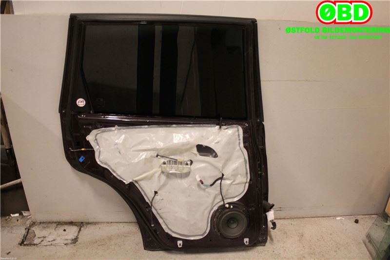 Dør venstre bak til SsangYong Rexton 2007-2013 (Y250) (Y250) (SSANGYONG|)
