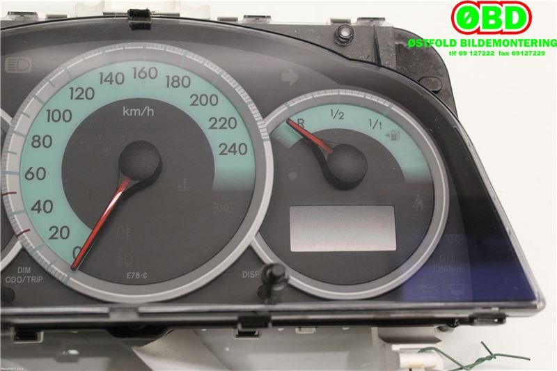 Instrumentpanel til Toyota Verso 2004-2009 (Type II)  (TOYOTA|838000F090|)
