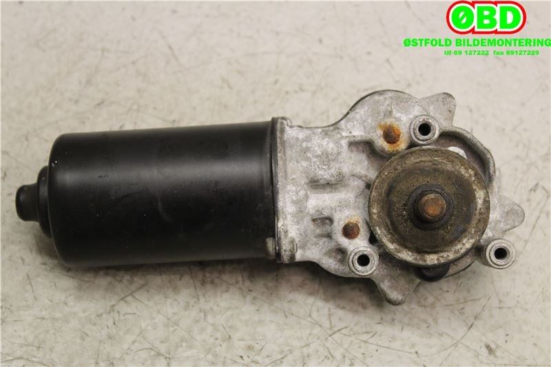 Viskermotor frontrute til Nissan Primera 2002-2007 (P12) (P12) (NISSAN|28810AU310|)
