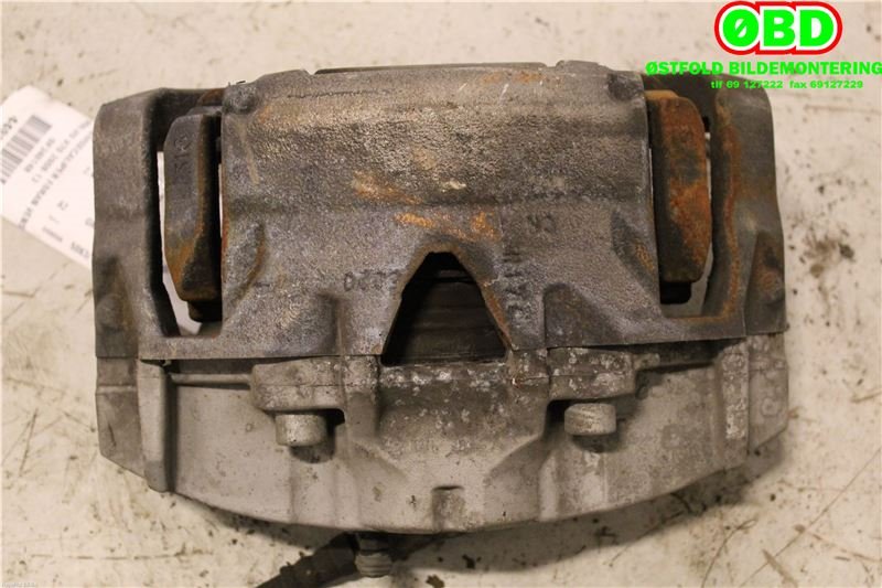 Bremsecaliper venstre foran til Volvo V70 2007-2013 (Type III, Fase 1)  (VOLVO|36000151|)