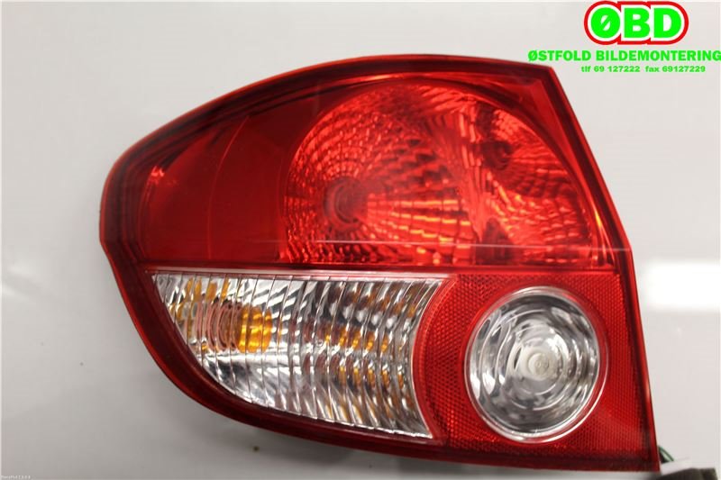 Baklykt venstre til Hyundai Getz 2002-2009 (HYUNDAI|924011C010|)