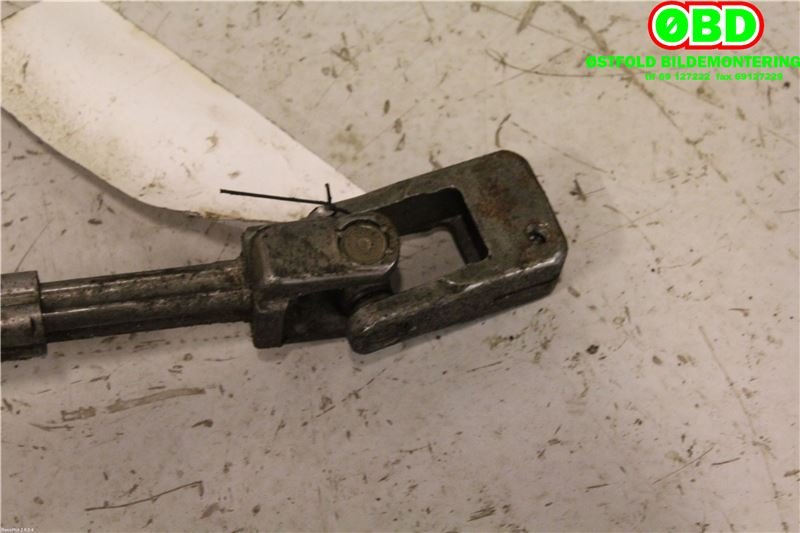 Rattaksel til Audi A2 2000-2005  (AUDI|8Z0419502E|)