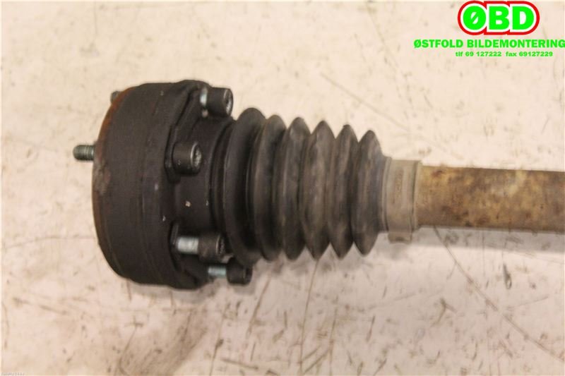Drivaksel venstre foran til VW Golf IV 1998-2003  (VOLKSWAGEN|1J0 407 271 Q|)