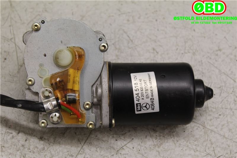 Viskermotor frontrute til Mercedes C-Klasse 2004-2007 (Fase 2) (W203) (W203) (MERCEDES|A 203 820 03 42|404.518|2038200342)