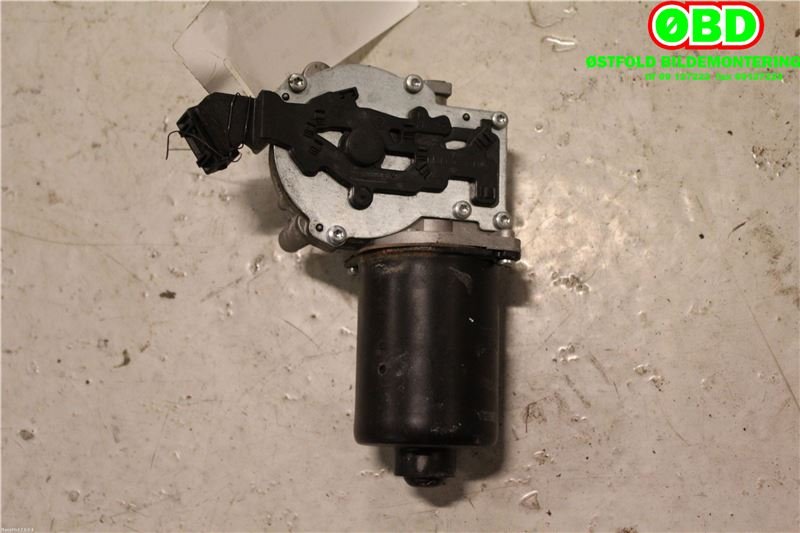 Viskermotor frontrute til Volvo V70 2005-2007 (Type II, Fase 2)  (VOLVO|8648343|404775)