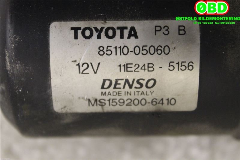 Viskermotor frontrute til Toyota Avensis 2003-2008 (Type II)  (TOYOTA|8511005060|851101A040)