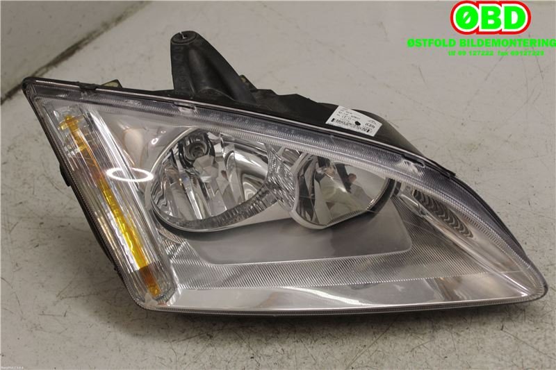 Frontlykt høyre halogen til Ford Focus 2004-2007 (Type II, Fase 1) (FORD|1480979||4M5113W029AF)