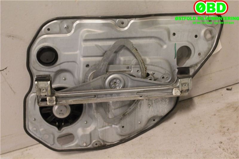 Ruteheis til Volvo V70 2007-2013 (Type III, Fase 1)  (VOLVO|30784511|)