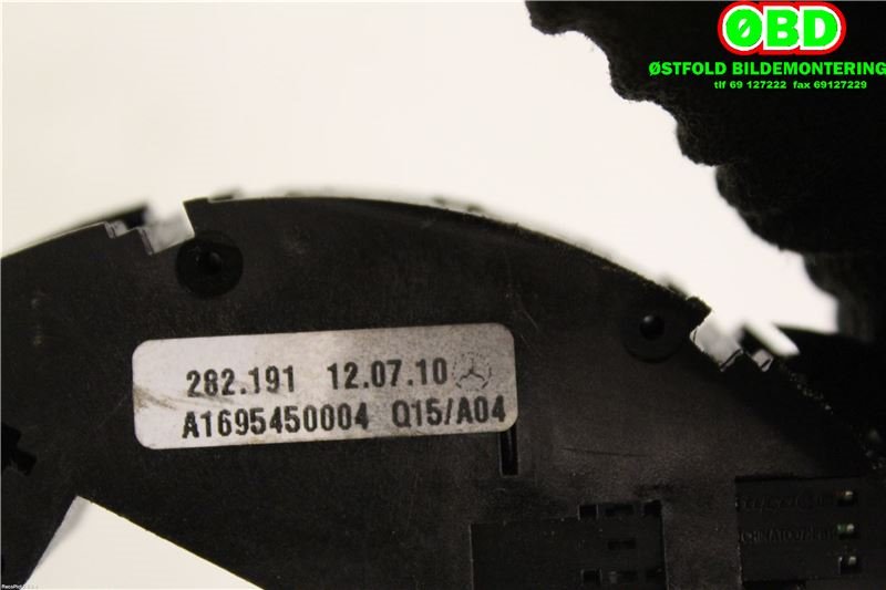 Bryter cruise control til Mercedes B-Klasse 2008-2011 (Fase 2) (W245) (W245) (MERCEDES|A 169 545 00 04||1695450004)