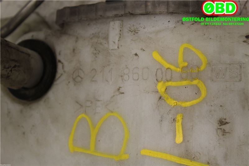 Spylertank til Mercedes E-Klasse 2002-2006 (Fase 1) (W211) (W211) (|2118600060)