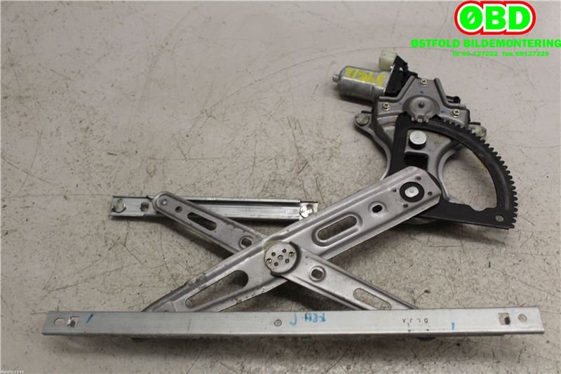 Ruteheis til Hyundai i20 2009-2014 (Type I) (HYUNDAI|824041J010|)