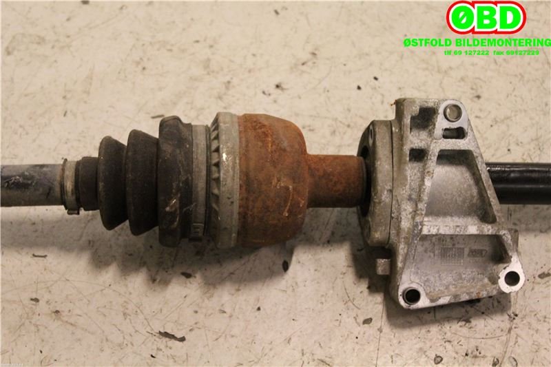 Drivaksel høyre foran til Opel Zafira B 2005-2011  (OPEL|13245911|374806|)