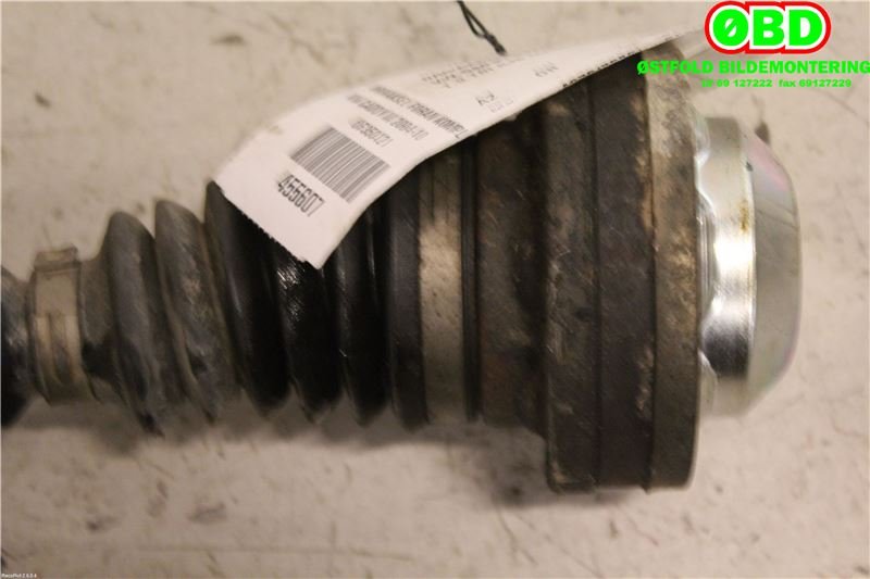Drivaksel høyre foran til VW Caddy 2004-2010 (Type III, Fase 1)  (VOLKSWAGEN|2K0 407 272 E|3Q0 407 272 AB|)