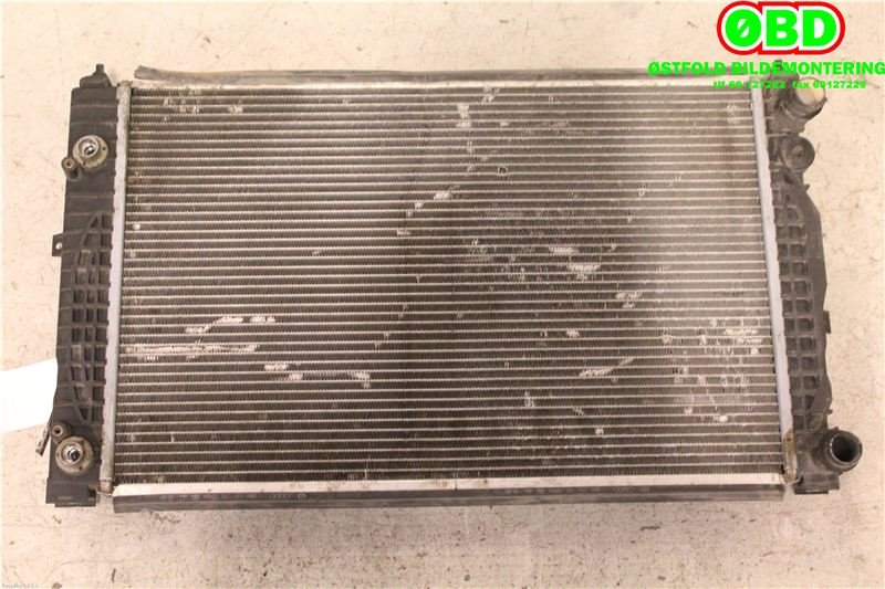 Radiator (automat gir) til VW Passat 1997-2000 (B5,3B) (B5,3B) (VOLKSWAGEN PASSAT|8D0 121 251 BC|)