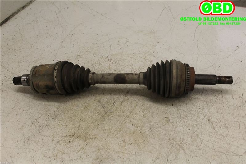 Drivaksel venstre foran til Toyota RAV4, 2000-2006 (Type II)  (TOYOTA|)