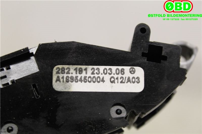 Bryter cruise control til Mercedes B-Klasse 2005-2008 (Fase 1) (W245) (W245) (MERCEDES|A 169 545 00 04||1695450004)