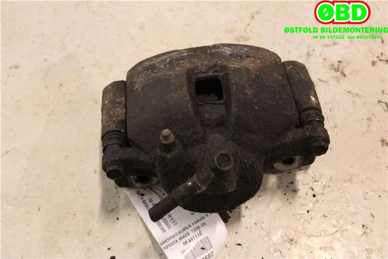 Bremsecaliper høyre foran til Toyota Hiace 2001-2006 (Fase 2)  (TOYOTA hi ace 4x4|4773026132|)