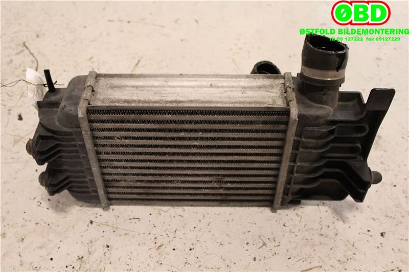 Intercooler til Toyota Yaris 2009-2011 (Type II, Fase 2)  (TOYOTA YARIS|179000N030|)
