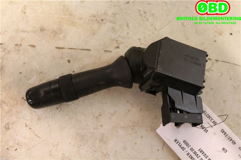 Bryter visker til Toyota Prius 2009-2016 (Type III) (COMBI) (COMBI) (TOYOTA|8465248190|)