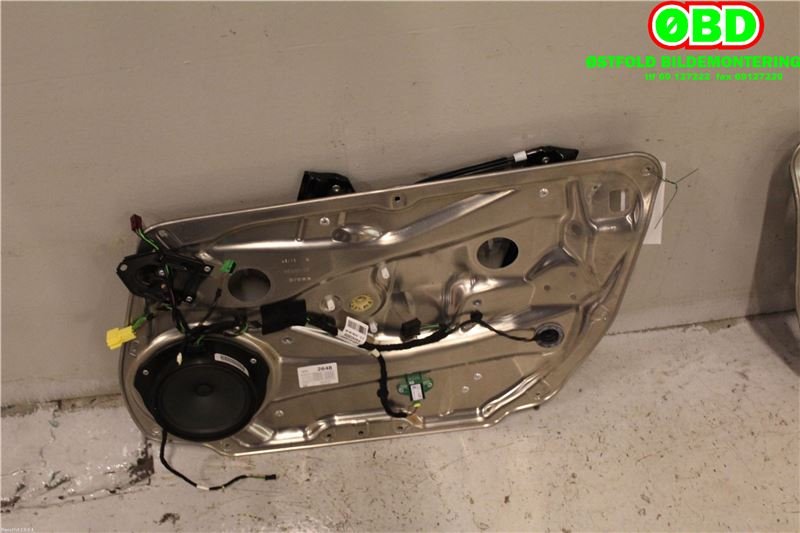 Ruteheis til Mercedes C-Klasse 2011-2014 (Fase 2) (W204) (W204) (MERCEDES|A 212 720 16 79|)