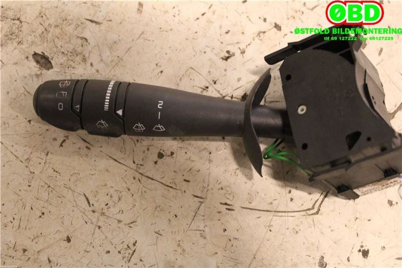 Bryter visker til Renault Laguna 2001-2005 (Type II, Fase 1) (RENAULT|7701048915||8200012245)