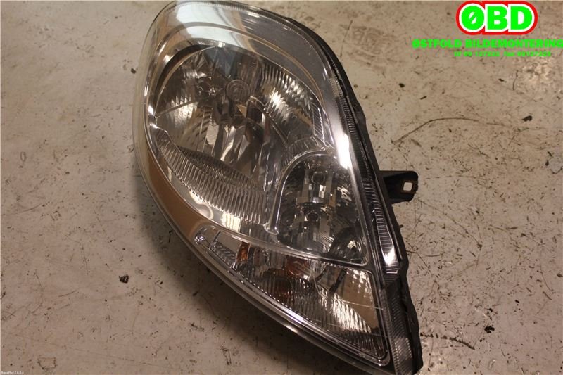 Frontlykt høyre halogen til Nissan Primastar 2006-2014 (NISSAN|2601000Q0B|2601000Q0F|)