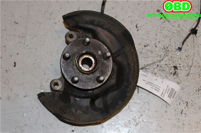 Hjulspindel venstre foran til Toyota Celica 2000-2005 (Type VII) (TOYOTA|4321232120|)