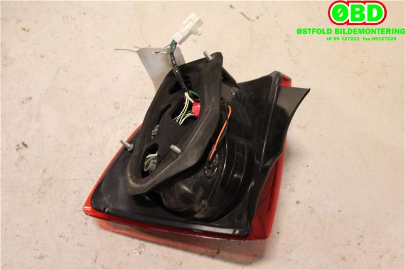 Baklykt venstre til Toyota Celica 2000-2005 (Type VII) (TOYOTA|)
