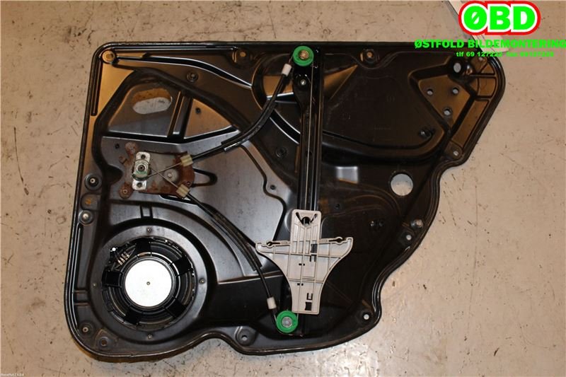 Ruteheis til VW Passat 2005-2010 (B6) (B6) (VOLKSWAGEN|3C9 839 461 M|)