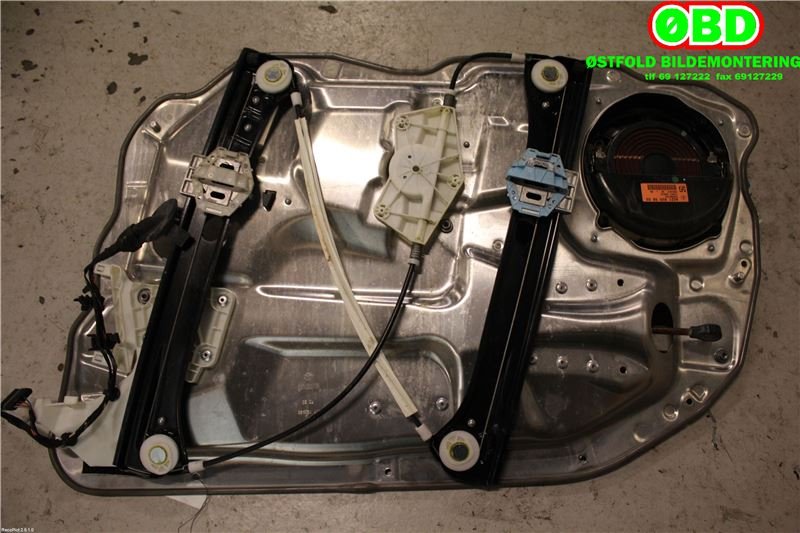 Ruteheis til Mercedes S-Klasse 2005-2013 (W221) (W221) (MERCEDES|A 221 720 01 46|)