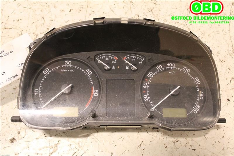 Instrumentpanel til Škoda Octavia 2000-2004 (Type I, Fase 2)  (SKODA|1U0 920 811 J||1U0920811F)