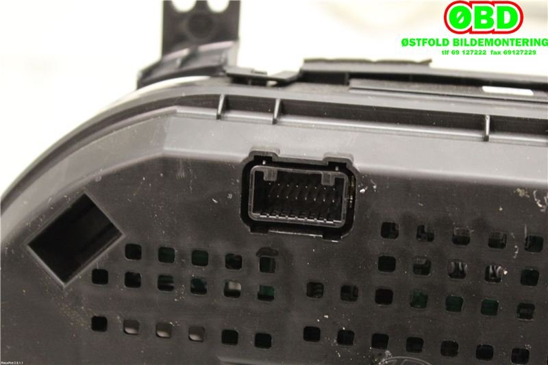 Instrumentpanel til Hyundai Ix35 2010-2015 (HYUNDAI|940082Y400|)