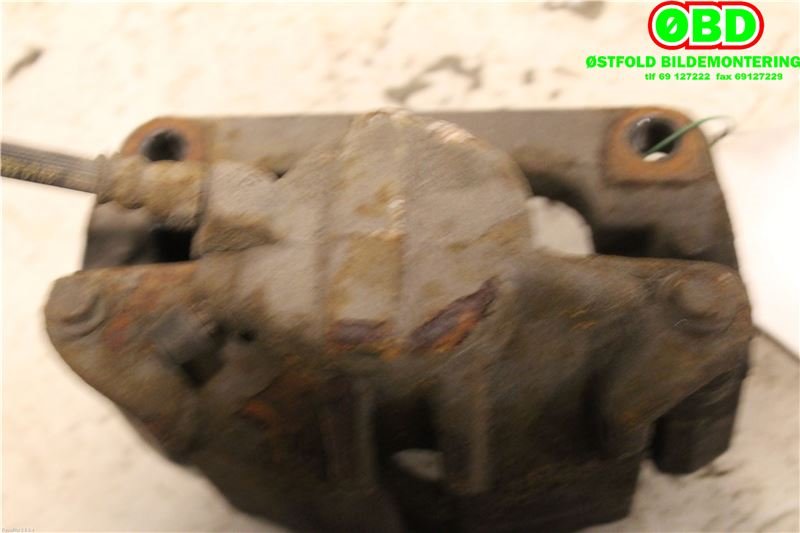 Bremsecaliper høyre foran til Renault Megane 2003-2005 (Type II, Fase 1) (RENAULT|7701207686|)