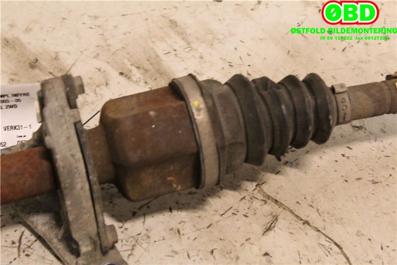 Drivaksel høyre foran til Renault Megane 2003-2005 (Type II, Fase 1)  (RENAULT||391001209R)