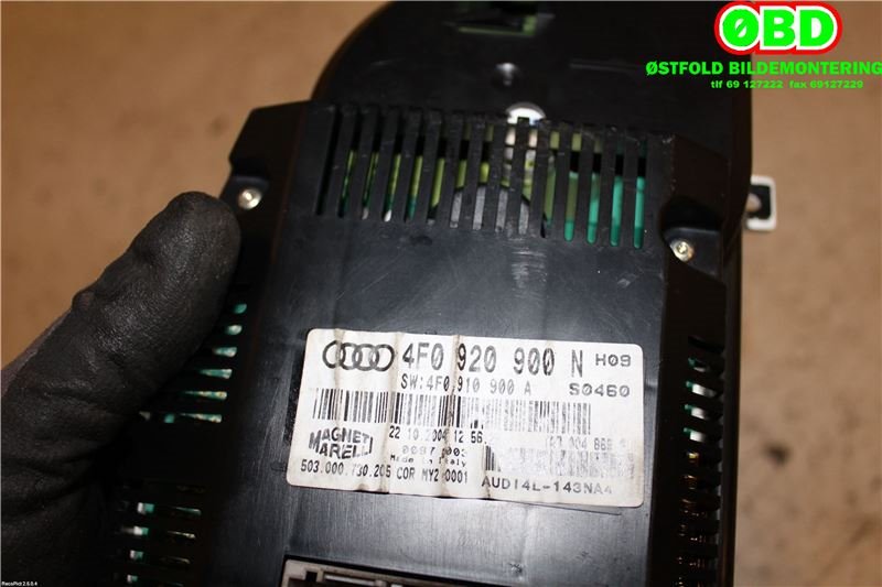 Instrumentpanel til Audi A6 2005-2008 (Type III, Fase 1) (C6) (C6) (AUDI|4F0 920 901 G|4F0 920 901 GX|4F0920900N)