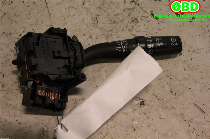 Bryter visker til Toyota Avensis 2003-2008 (Type II) (TOYOTA|8465205170|)