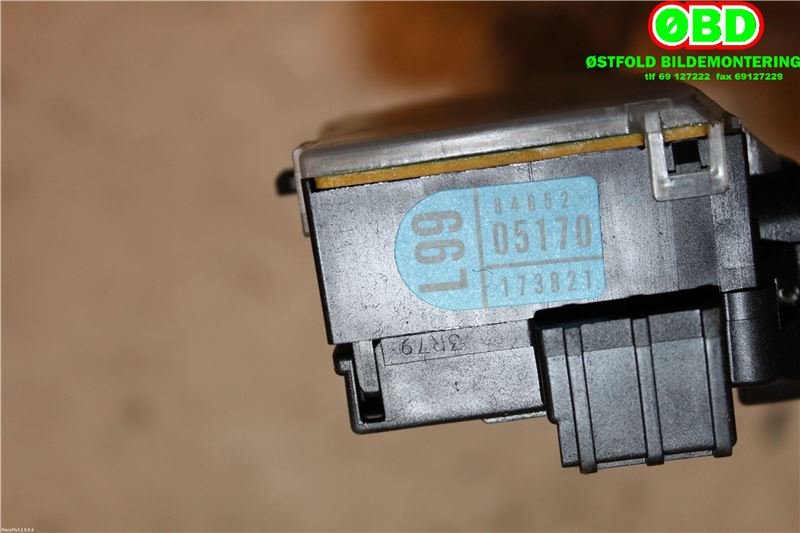 Bryter visker til Toyota Avensis 2003-2008 (Type II) (TOYOTA|8465205170|)