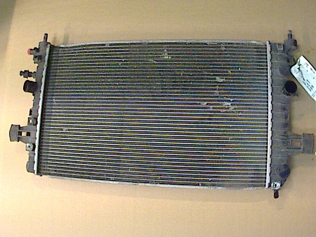 Radiator (manuell gir) til Opel Astra H 2004-2009 (OPEL ASTRA|13145211|1300266|)