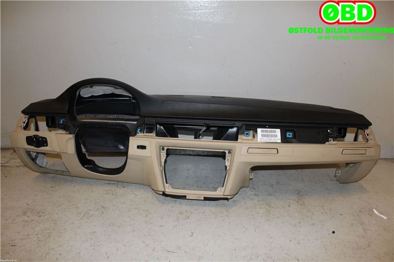 Dashbord til BMW 3-Serie 2005-2011 (E90/E91/E92/E93) (E90/E91/E92/E93) (BMW|51457155769||7155769)