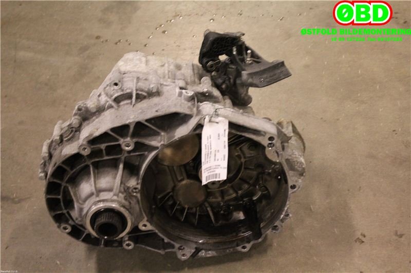 Girkasse manuell 6-trinn til VW Transporter / Caravelle 2009-2015 (Fase 2) (T5) (T5) (VOLKSWAGEN|0A5 300 012 A|)