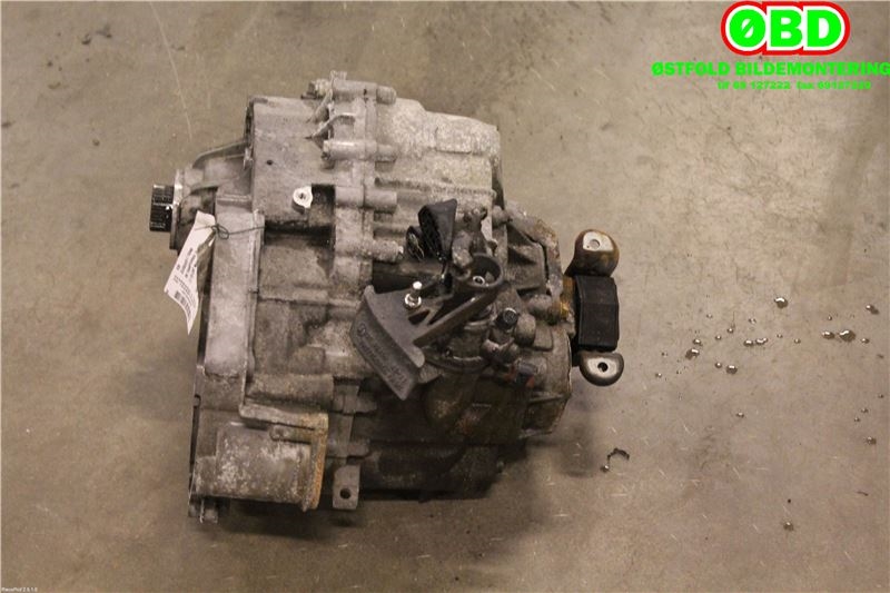 Girkasse manuell 6-trinn til VW Transporter / Caravelle 2009-2015 (Fase 2) (T5) (T5) (VOLKSWAGEN|0A5 300 012 A|)