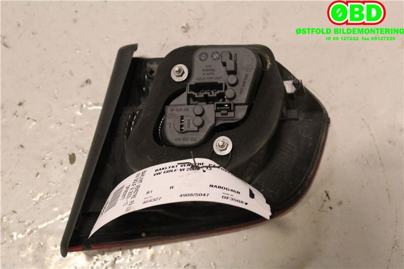 Baklykt venstre indre til VW Golf VI 2008-2012  (VOLKSWAGEN|5K0 945 093 AA|)