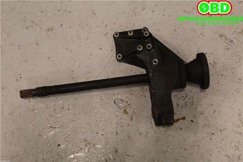 Diverse deler til Mercedes Vito/Viano 1996-2003 (W638) (W638) (MERCEDES|A 638 410 20 05|)