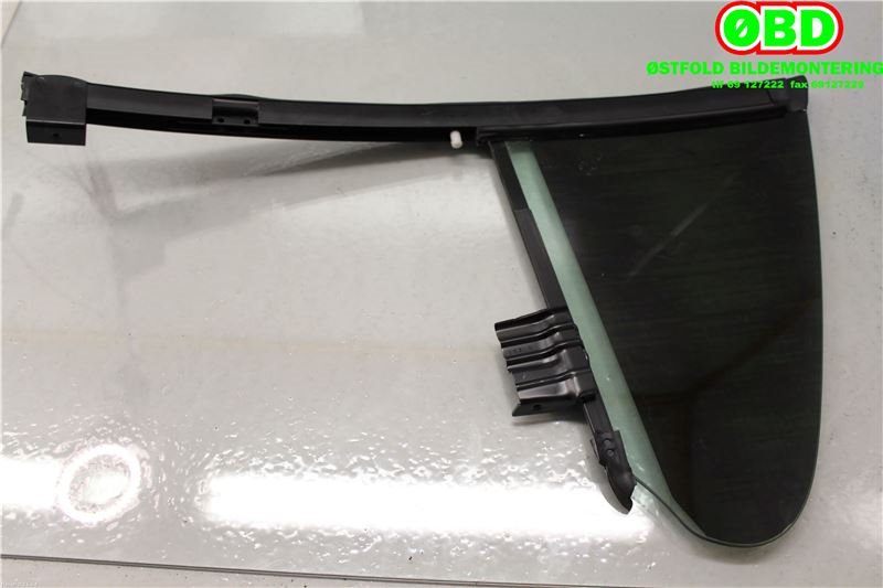Diverse deler til VW CC 2008-2012 (PASSAT CC) (PASSAT CC) (VOLKSWAGEN|3C8 839 614 H|)