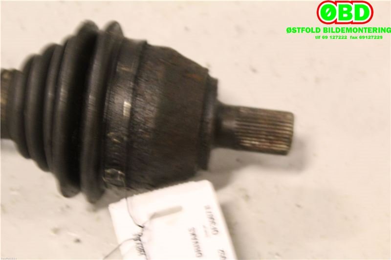 Drivaksel høyre foran til Ford Focus 2004-2007 (Type II, Fase 1)  (FORD FOCUS|1726275|)