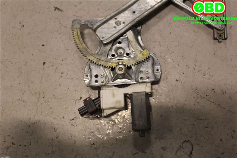 Ruteheis høyre foran til Toyota Avensis 2003-2008 (Type II)  (TOYOTA AVENSIS|6981005050|)
