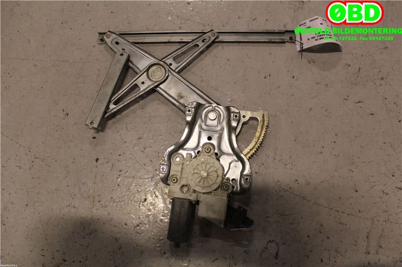 Ruteheis høyre foran til Toyota Avensis 2003-2008 (Type II)  (TOYOTA AVENSIS|6981005050|)